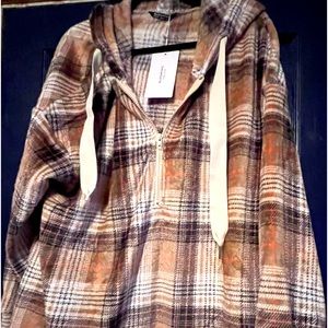 Bloomchic 2x Sherpa pullover with hoodie